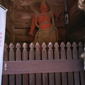 根香寺山門の仁王像
