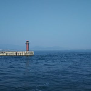 高松港から見る瀬戸内海