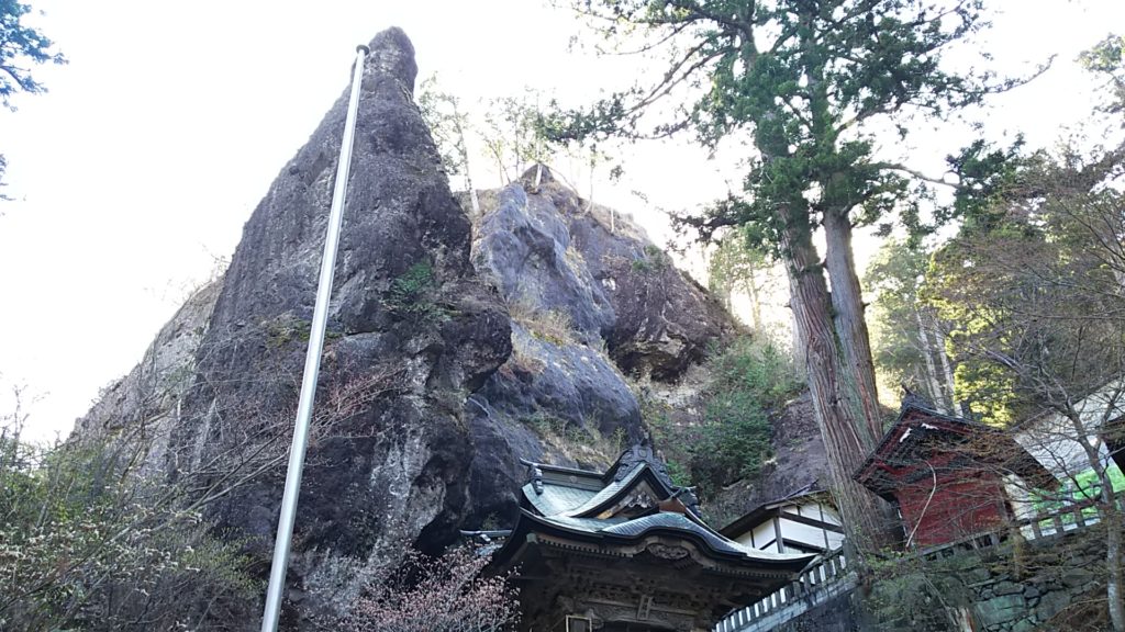 榛名神社 双龍門と岩