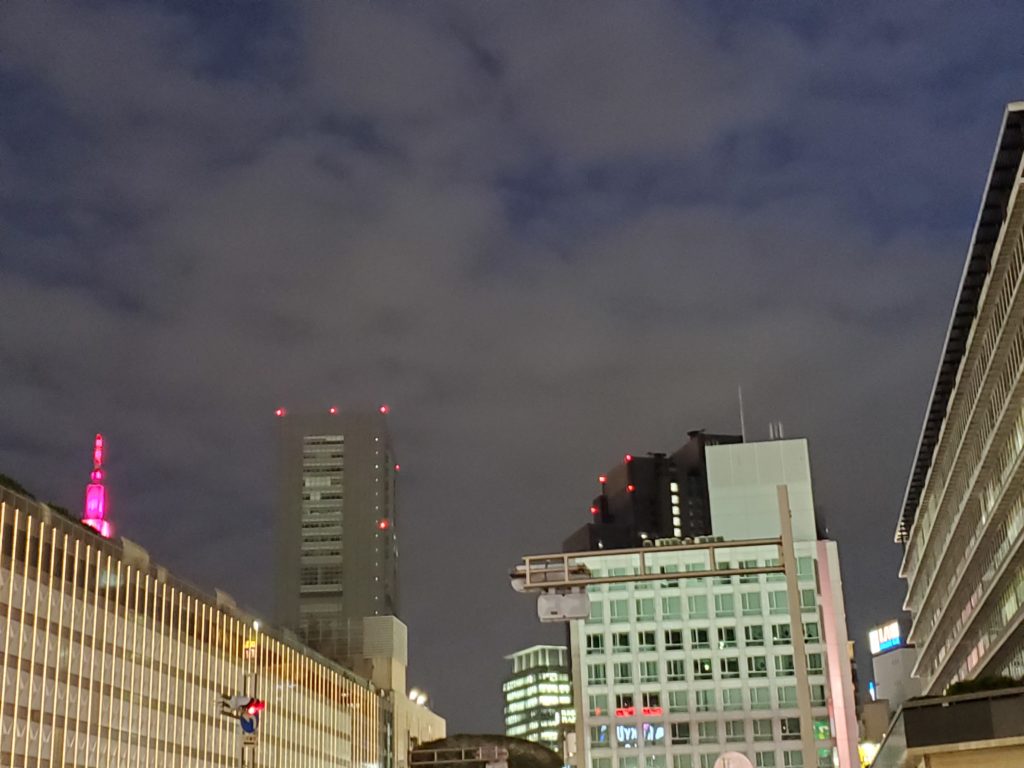 新宿の航空障害灯