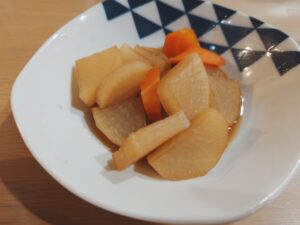 大根と人参の煮物