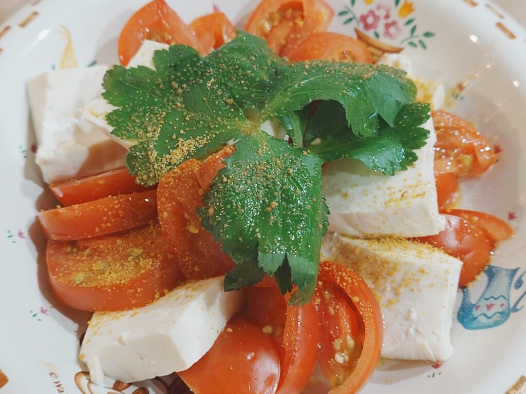 トマトと豆腐のカプレーゼ