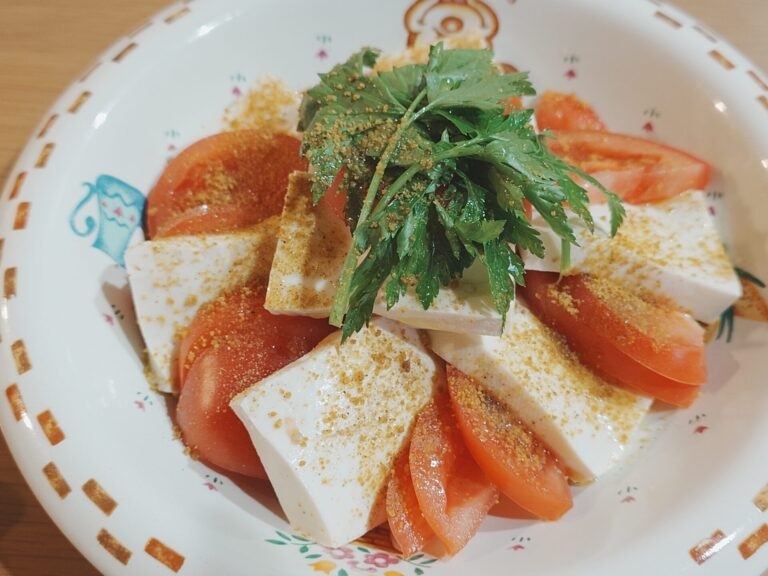 豆腐とトマトのカプレーゼ