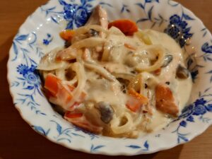 秋鮭のクリームソース煮