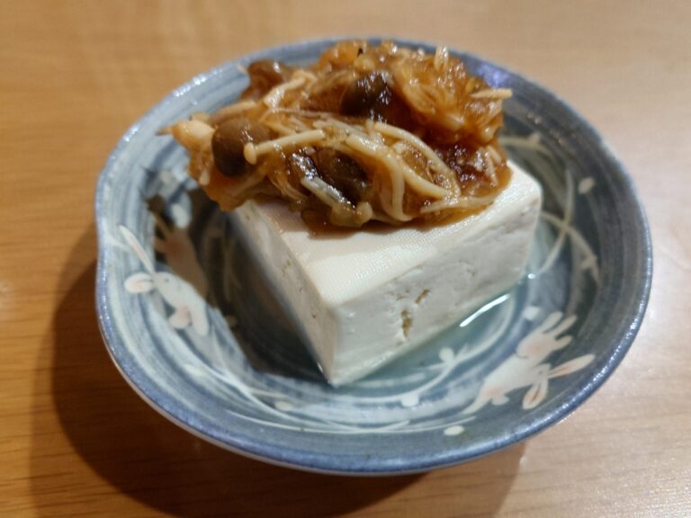 豆腐のキノコみぞれ餡掛け